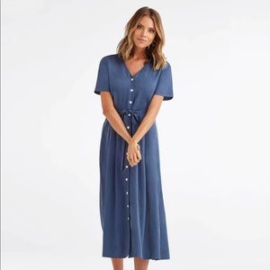Vetta capsule midi dress